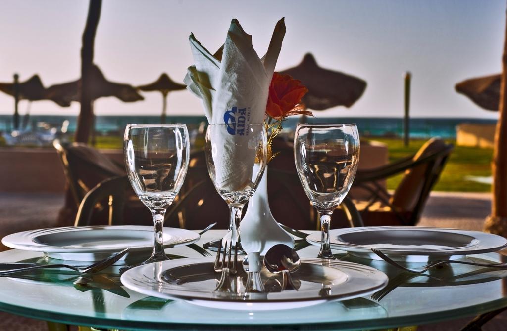 Aida Beach Hotel & Apartments - Ел Аламейн Екстериор снимка
